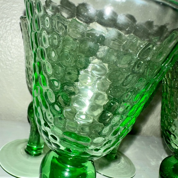 Artland Iris Seeded Style 10 Oz. Goblets (set Of 4) - Picture 3 of 7